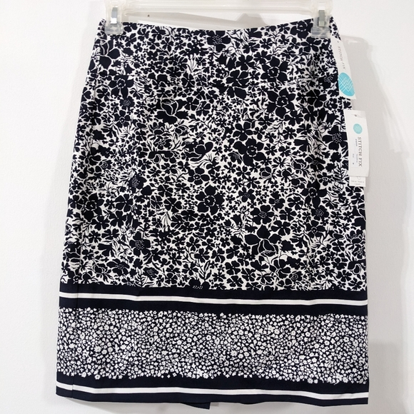 💙 NEW Margaret M Pencil Skirt Size M NWT Retail $74 Stitch Fix Exclusive - Picture 1 of 9